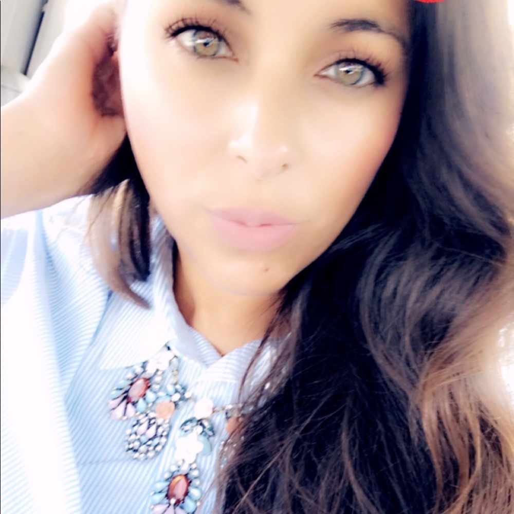 Meet your Posher, Lihanny